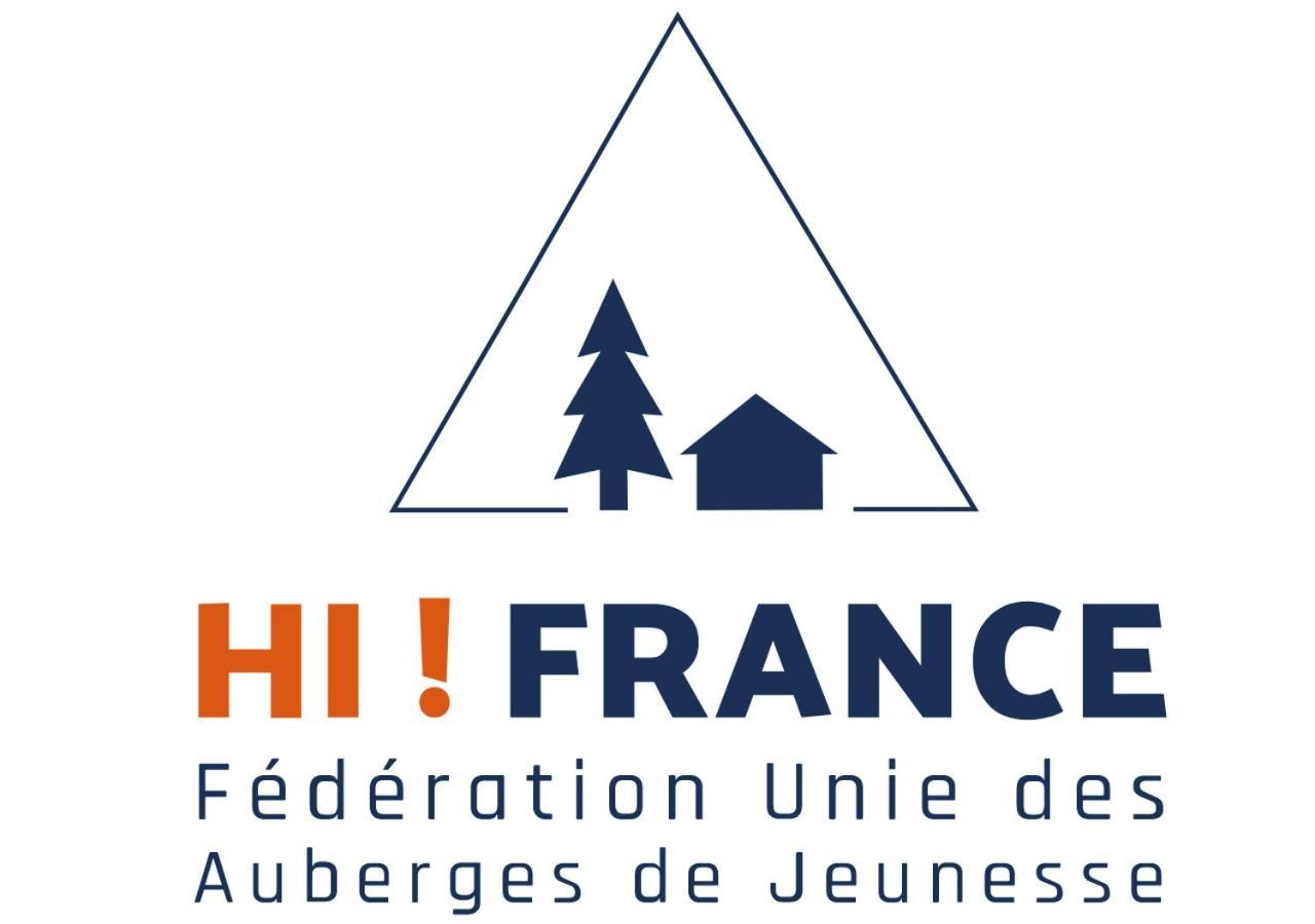 Auberge De Jeunesse Hi Clermont-Ferrand Bagian luar foto